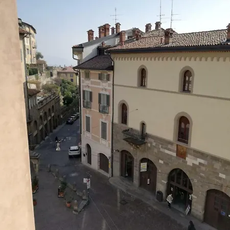 Casa Di Sofia Citta Alta Gasthof Bergamo