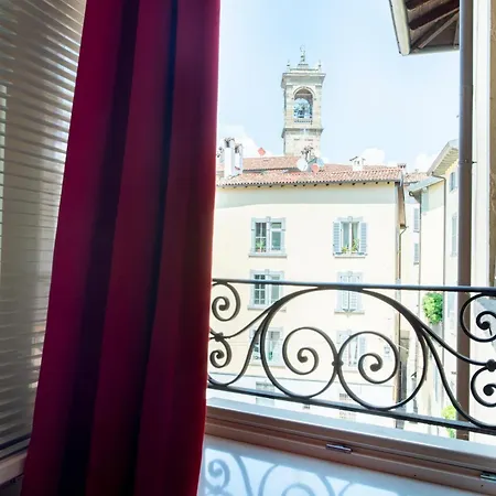 Casa Di Sofia Citta Alta 베르가모