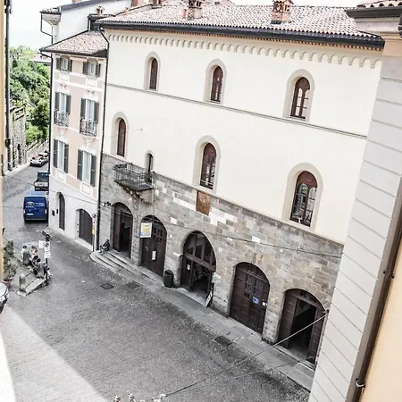 Casa Di Sofia Alta 3*