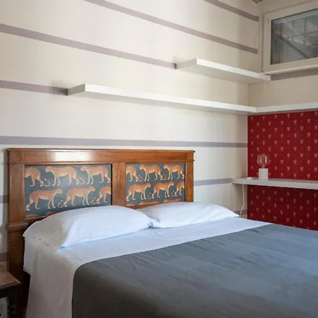 Casa Di Sofia Citta Alta 3* ברגמו