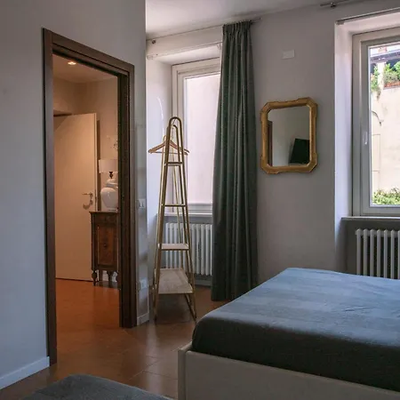 Casa Di Sofia Citta Alta בית הארחה